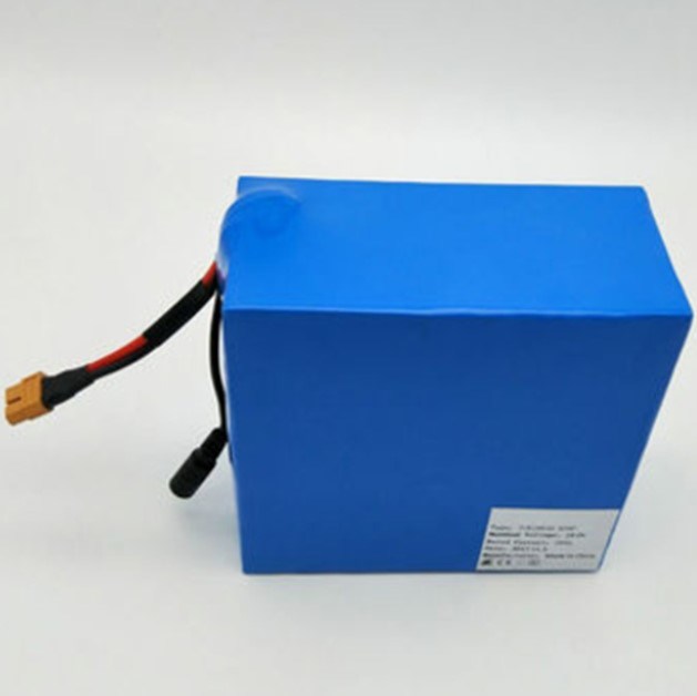 25.9V 10.4ah 7s4p 18650 Rechargeable Lithium Li-ion Battery Pack for Scooter/E-Bike/Golf Trolley