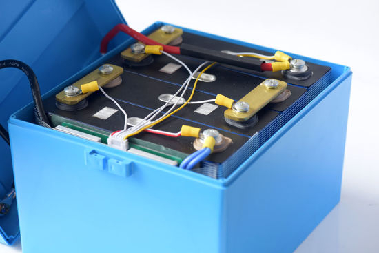 OEM Rechargeable 72V 100ah 200ah LiFePO4 Batteries Pack for Solar Lamp Electric Bus