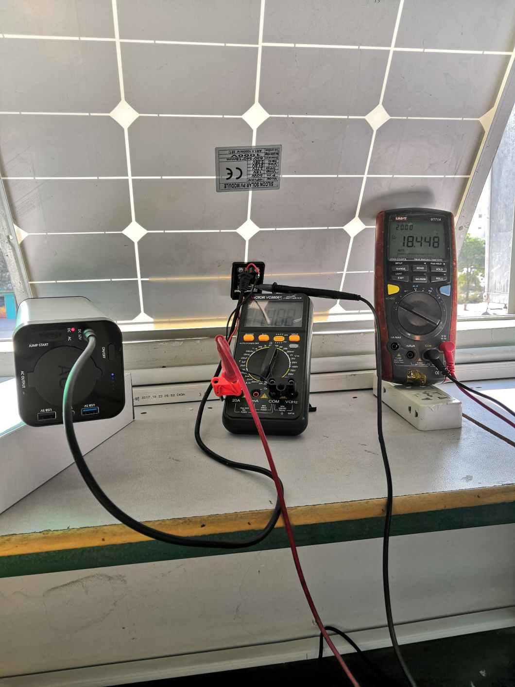220V 50Hz 60Hz Multi-Function Online Mini AC Power Bank for Solar System