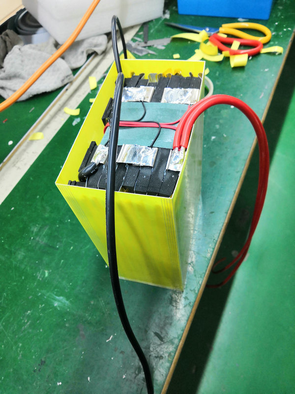 12.8V 50ah LiFePO4 Battery Pack with Anderson Connector