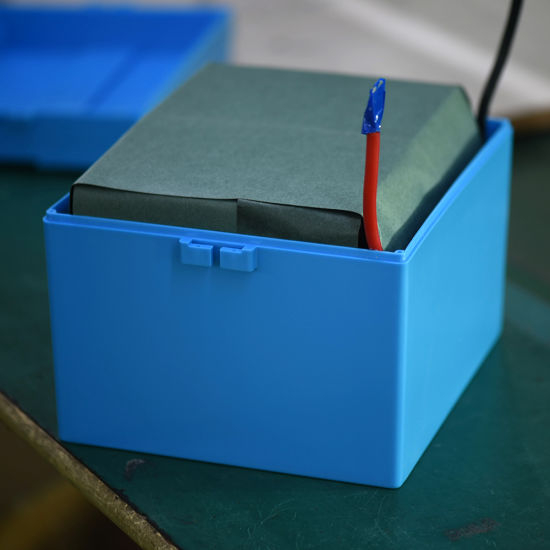 12.8V 100ah Lithium LiFePO4 Battery for Solar System