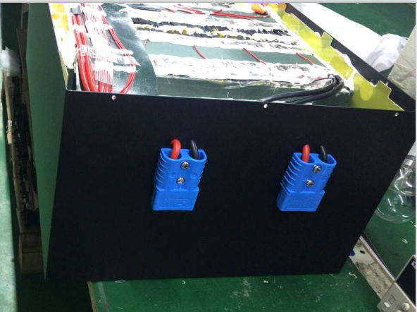 EV Motor Vehicles Car Lithium Battery 72V 100ah