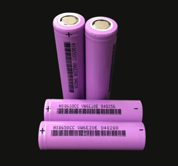 Manufacturer 3.7V 18650 Lithium Battery 2500 mAh