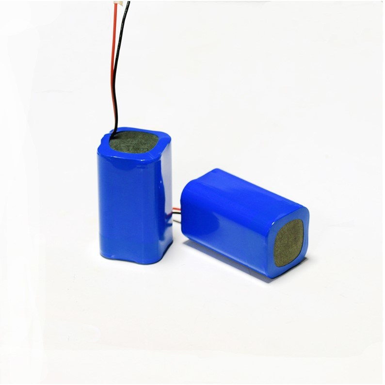 Custom Rechargeable Lithium Ion 7.4V 5200mAh Li Ion Battery Pack for Emergency Lamp LED Flash Light Batteries