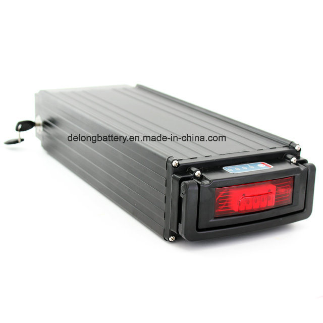 Rear Rack Type Li-ion E-Bike Battery Pack with Red Tail Light