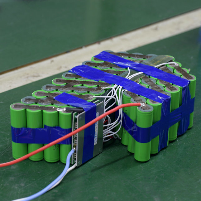 Storage Battery Power Supply and 60V Voltage Delivery Tricycle