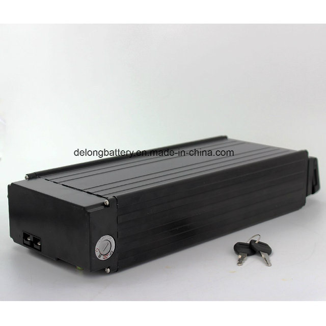Rear Rack Type Li-ion E-Bike Battery Pack with Red Tail Light