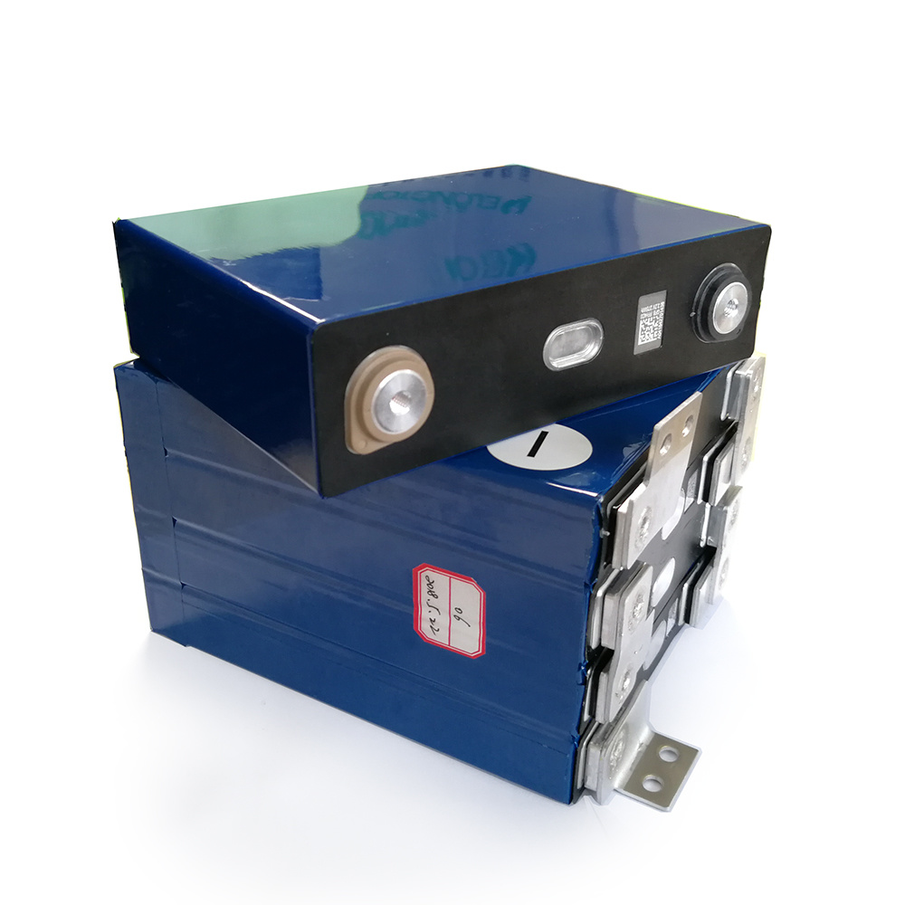 Storage 100ah LiFePO4 Deep Cycle 12V Battery Pack Rechargeable Solar Battery